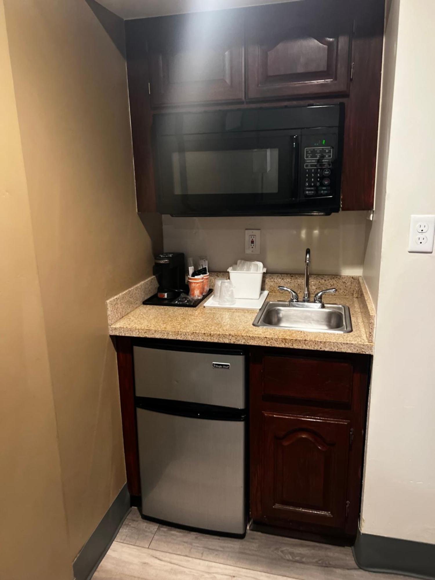 Quality Inn & Suites Goodyear - Phoenix West Екстериор снимка