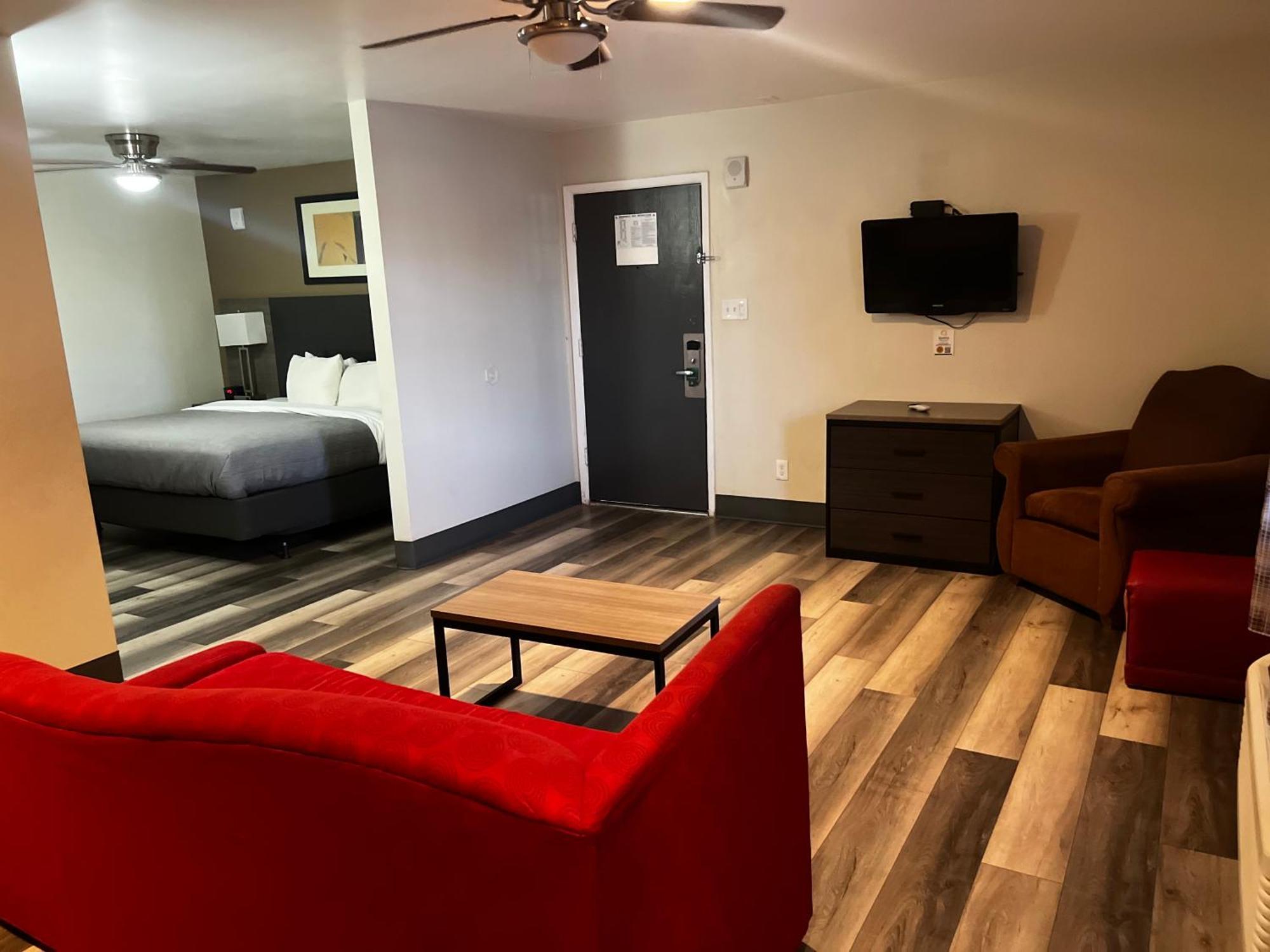 Quality Inn & Suites Goodyear - Phoenix West Екстериор снимка
